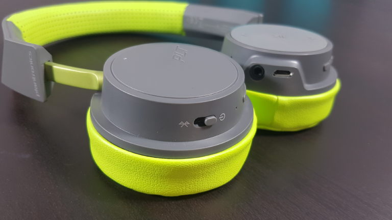 Plantronics BackBeat 500